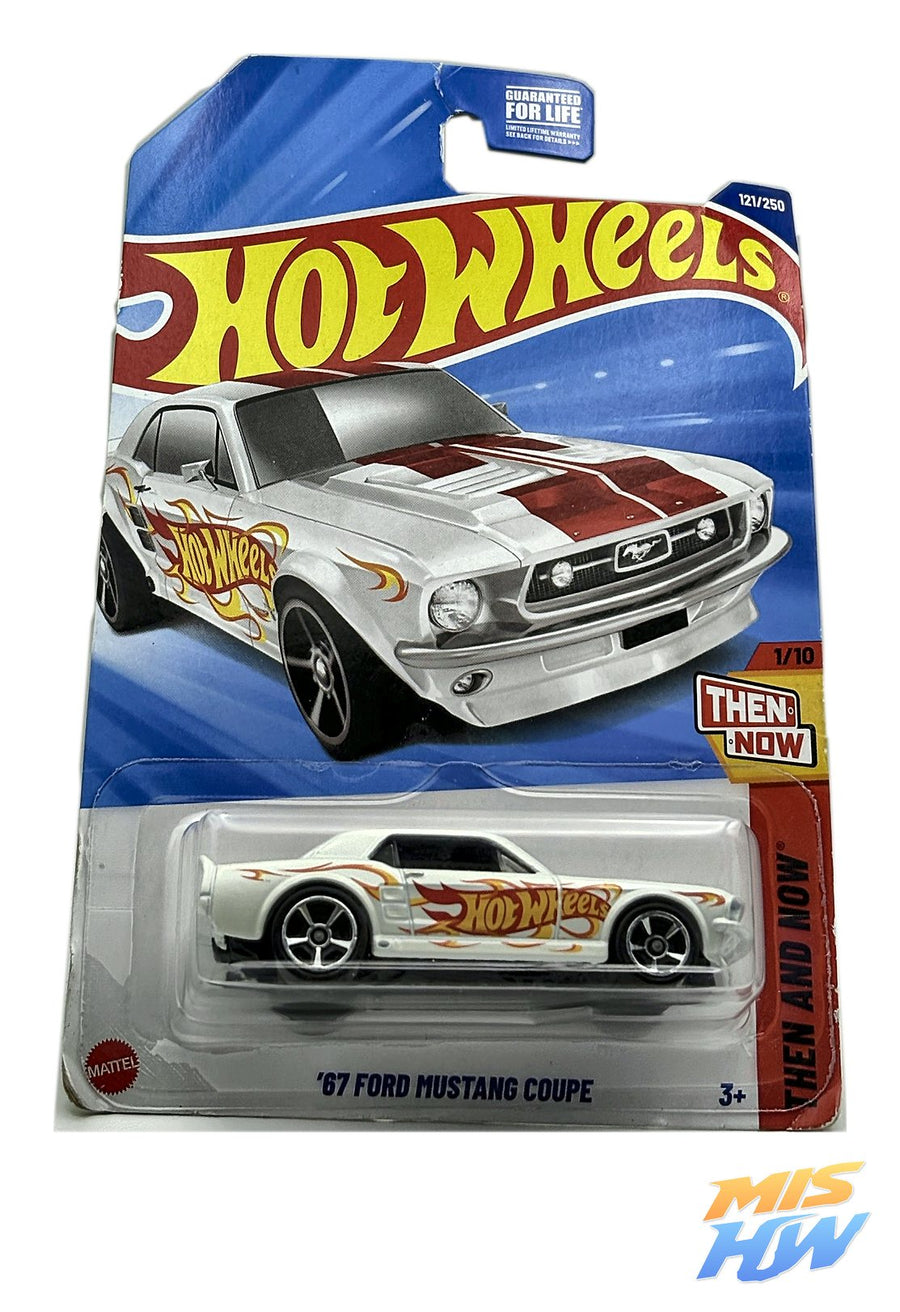 Hot Wheels '67 Ford Mustang Coupe, en carta original