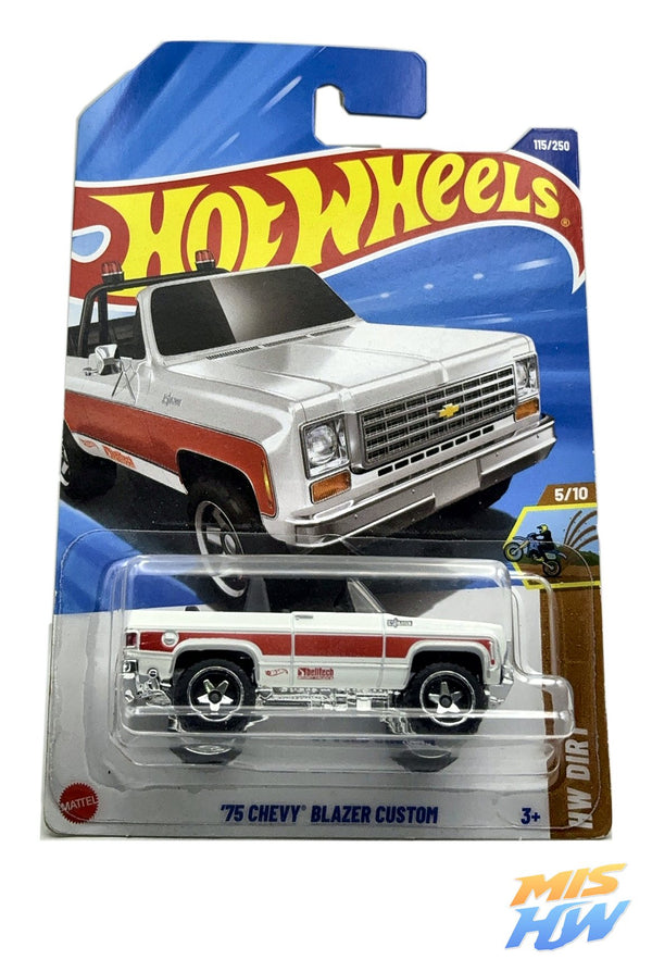 Hot Wheels '75 Chevy Blazer Custom, en carta original (foto 1)