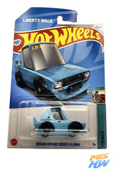 Hot Wheels Nissan Skyline 2000GT-R LBWK, en carta original (foto 2)