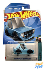 Hot Wheels Nissan Skyline 2000GT-R LBWK, en carta original (foto 1)